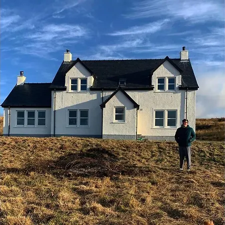 Head In The Skye - Healabhal Cottage Ose Exterior photo