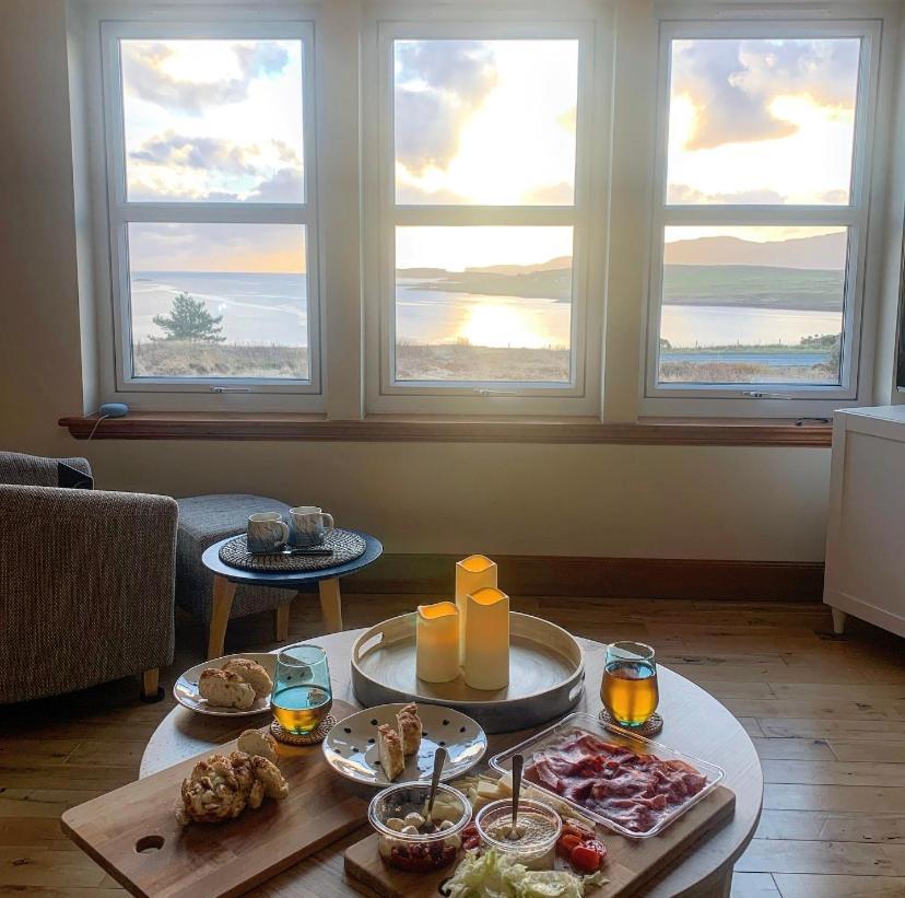 Head In The Skye - Healabhal * Ose