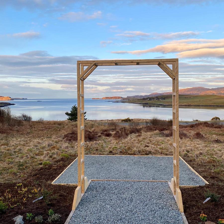 Head In The Skye - Healabhal Ose